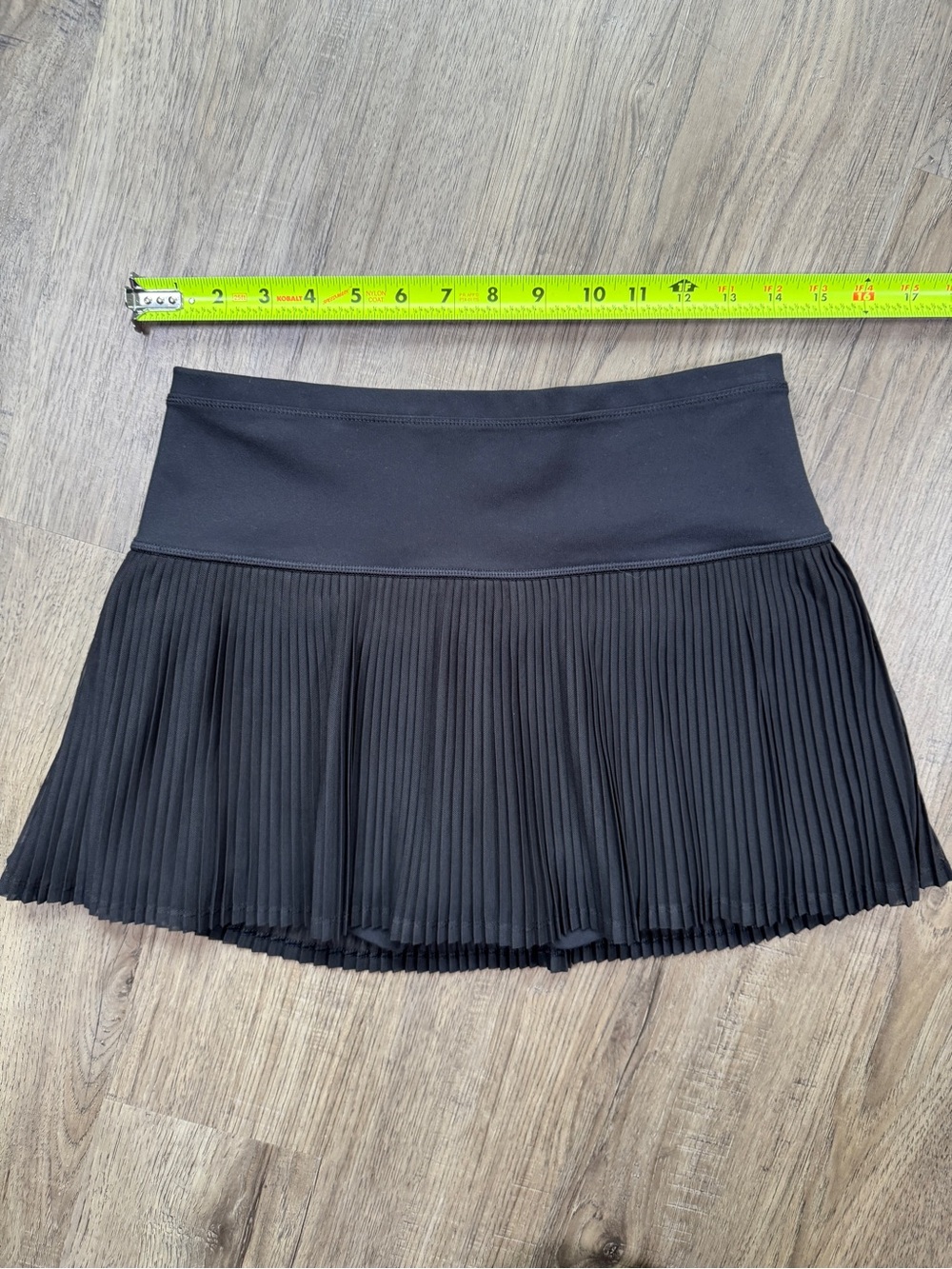 IBKUL Black Pleated Tennis Skort with Built-In Shorts S - Picture 3 of 13